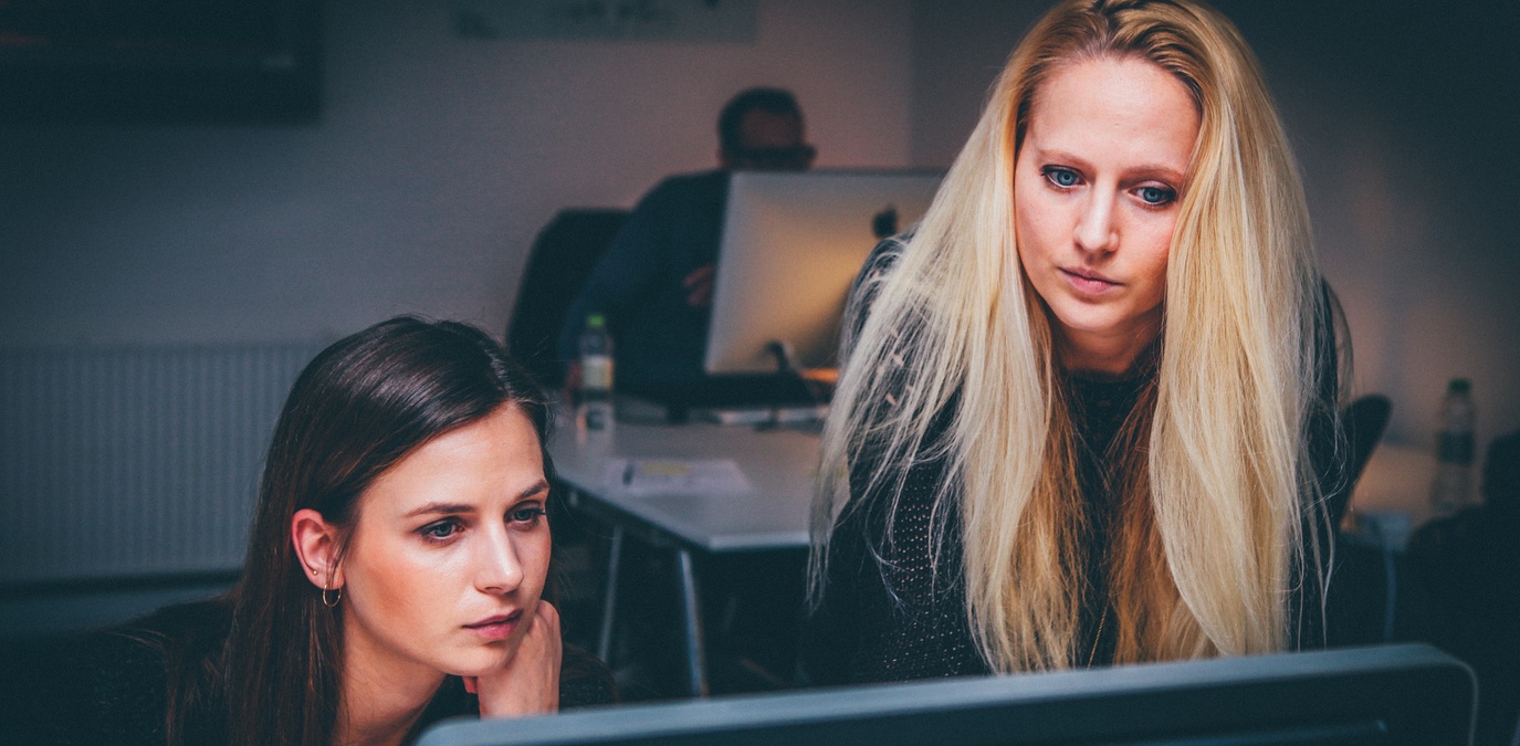 photo-1454023989775-79520f04322c